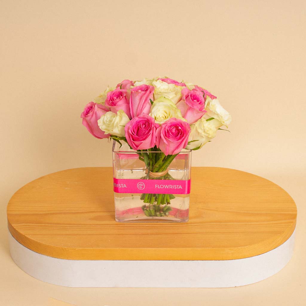 product-image-Mixed Flowers Vase | 20 White&Pink Flowers