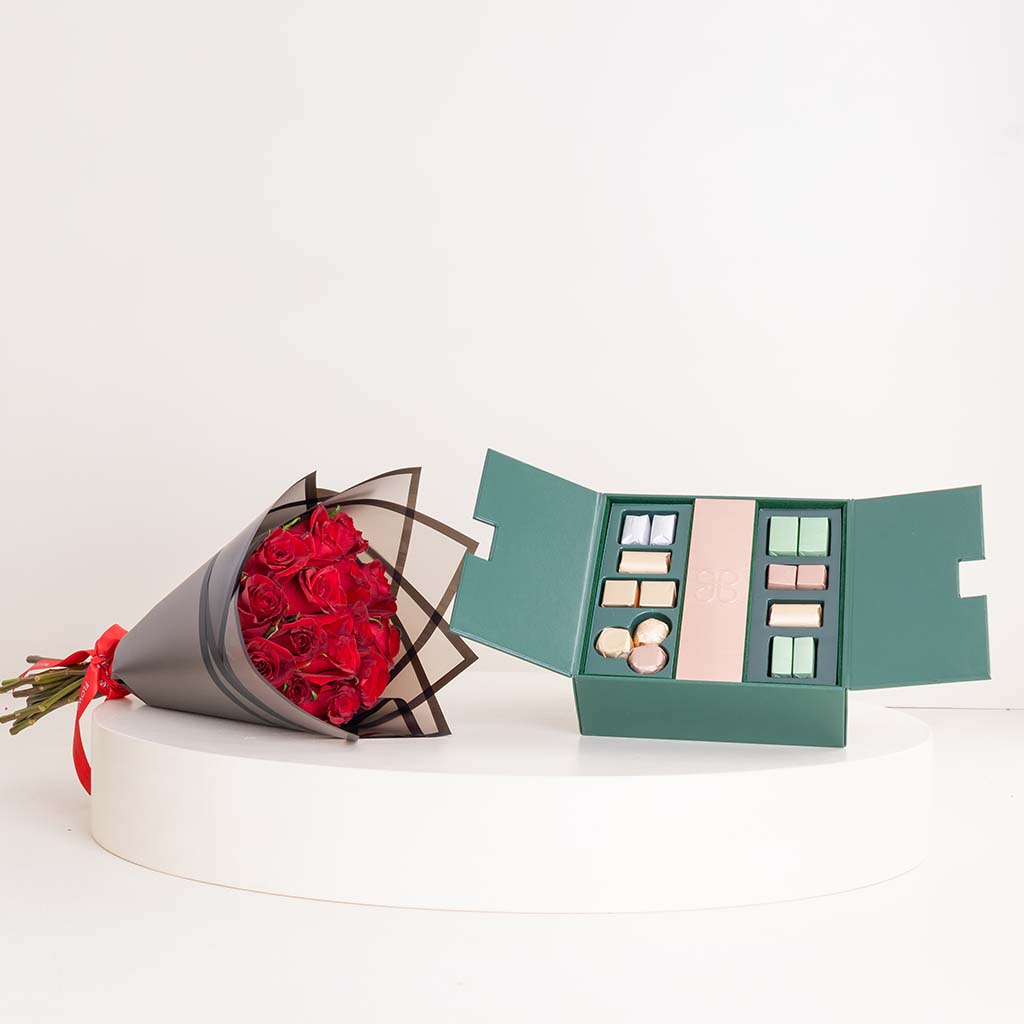 product-image-باتشي ليه سيجنتشرز ٥٦٠ غرام وباقة ورود حمراء
