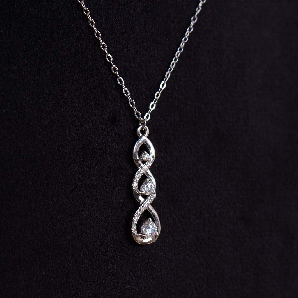 product-image-Feliz Moda three stones silver necklace And Red Roses Vase