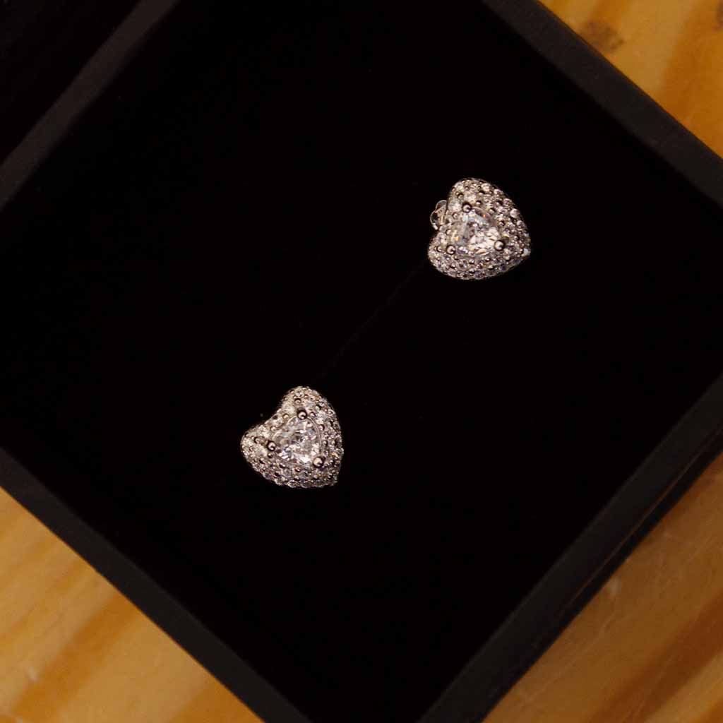 product-image-Markiz Unique Heart Earring