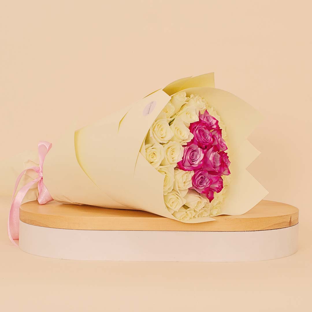 product-image-باقة ورود فلوريستا - أبيض & أرجواني