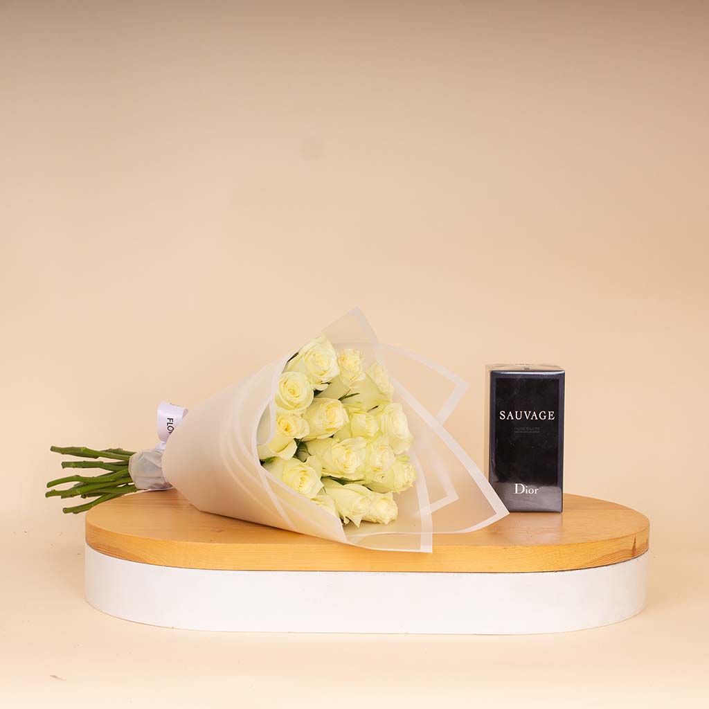 Flowrista Online Flowers Shop عطر ديور سوفاج للرجال ١٠٠ مل مع باقة يد من ورود بيضاء