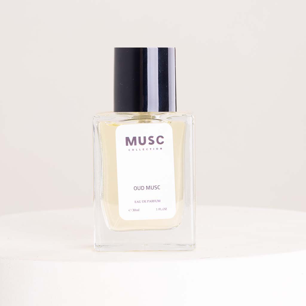 product-image-عطر مسك عود مسك مع باقة ورود وردية