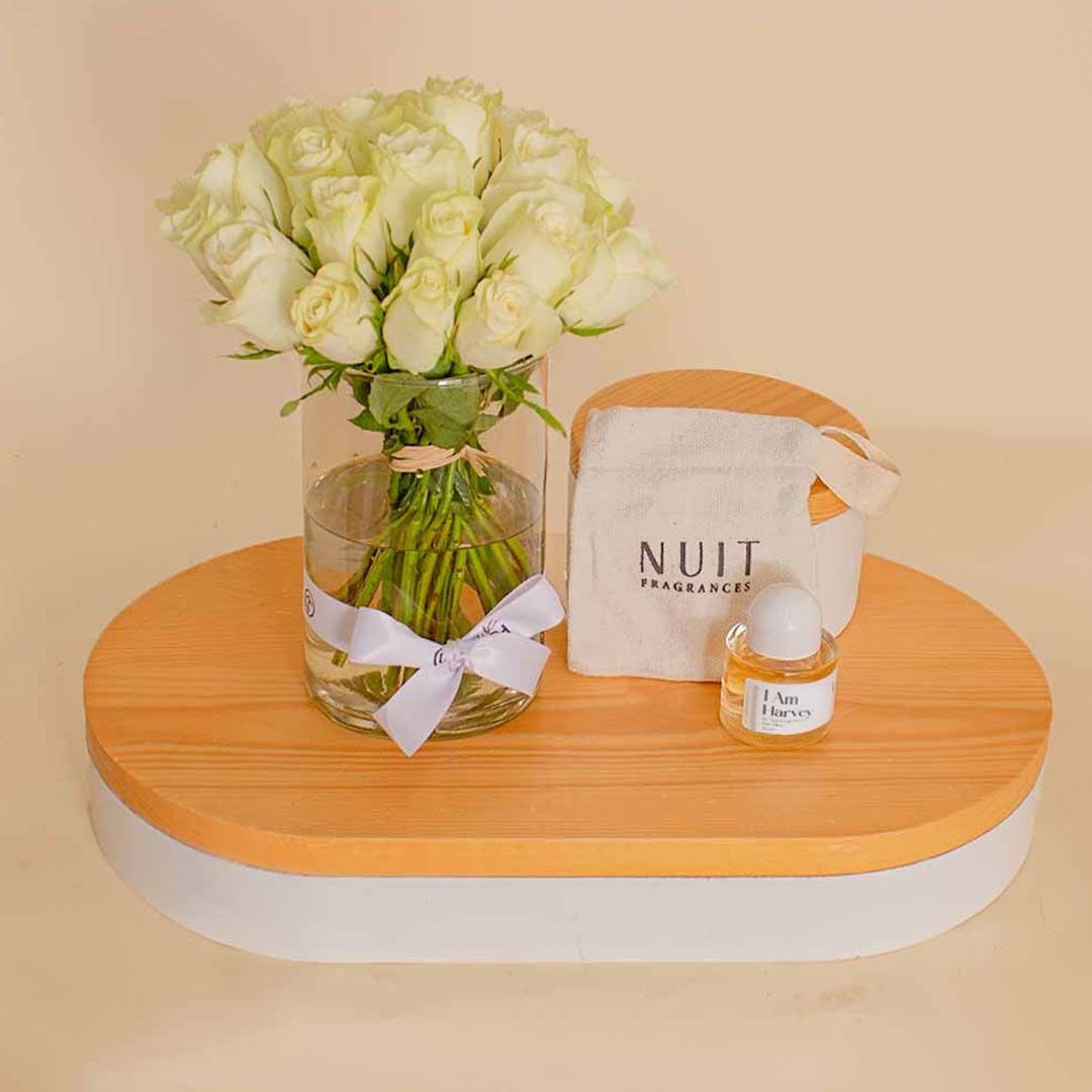 product-image-Nuit Fragrances I Am Harvey And White Roses Vase