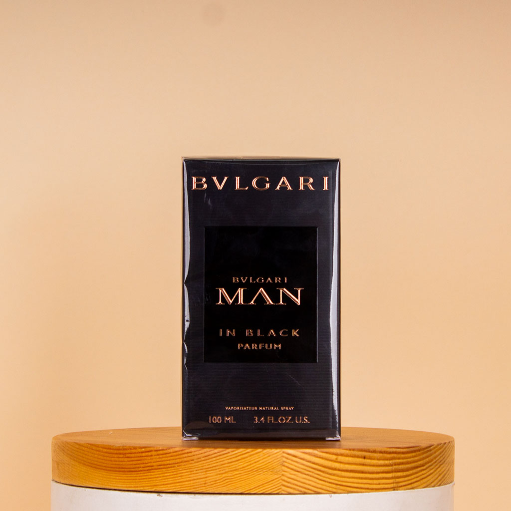 product-image-BVLGARI Man in Black Eau de Parfum 100 ml & Orange Roses Vase