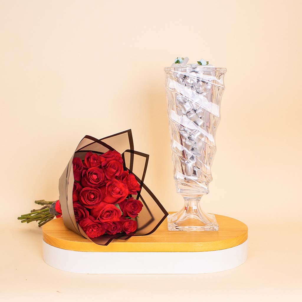 product-image-Passionelle Chocolate Crystal Vase 1kg & Red Roses Bouquet