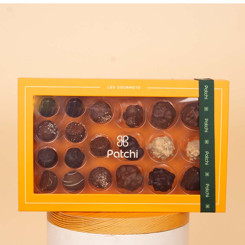 product-image-Patchi Les Gourmets 20 pcs & Pink Roses Vase