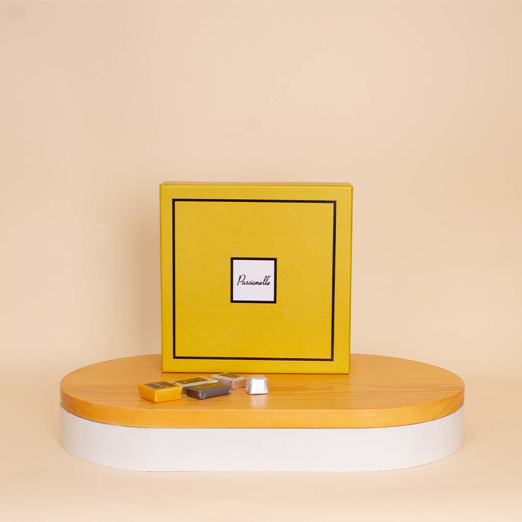 product-image-Passionelle Golden Chocolate Box