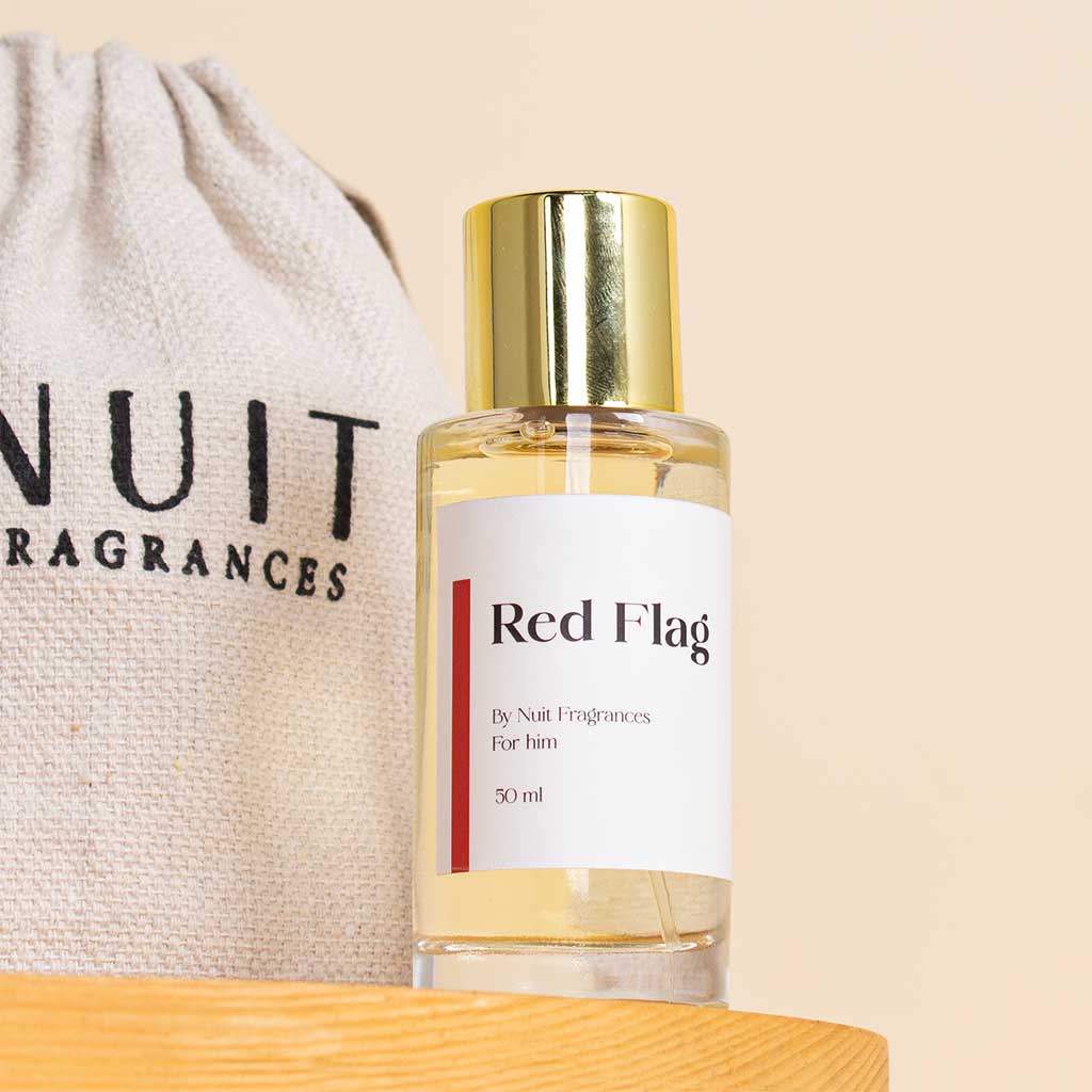 product-image-Nuit Red Flag |Red Love Vase