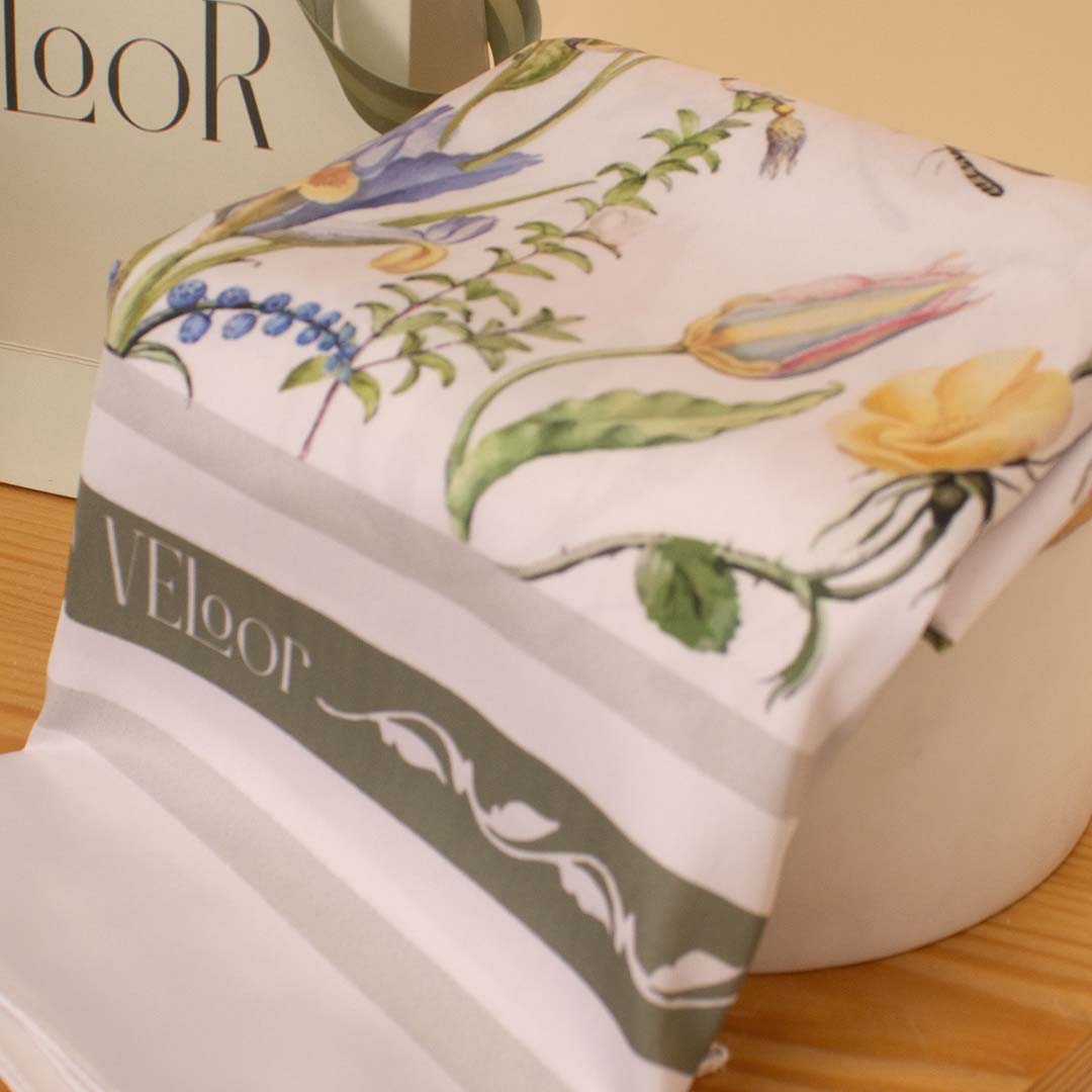 product-image-Veloor Flora Scarf