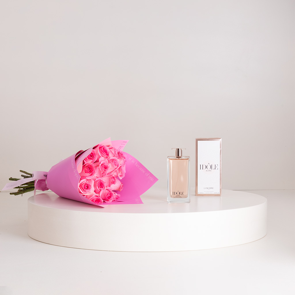 product-image-عطر لانكوم إيدول أو دو تواليت للنساء 100 مل وباقة ورود وردية