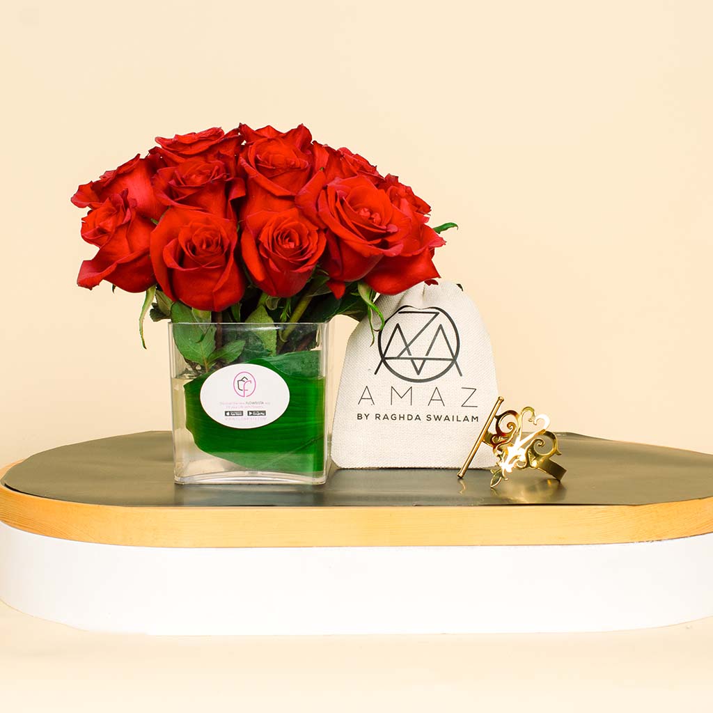 Flowrista Online Flowers Shop  Amaz The Timeless Elegance Bracelet And Red Roses Vase