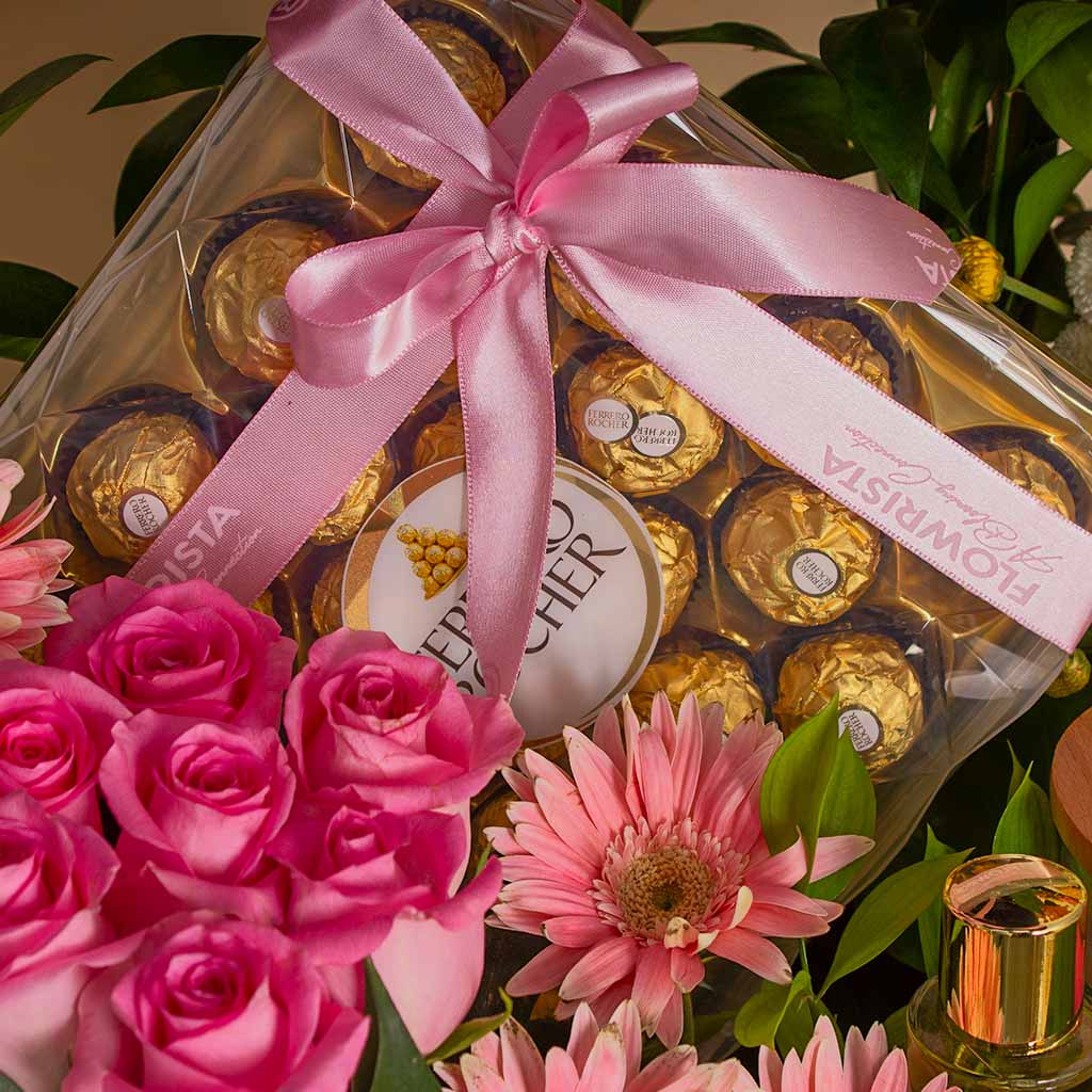 product-image-Luxury Graduation Box: Ferrero, Perfume, Silver & Balloons