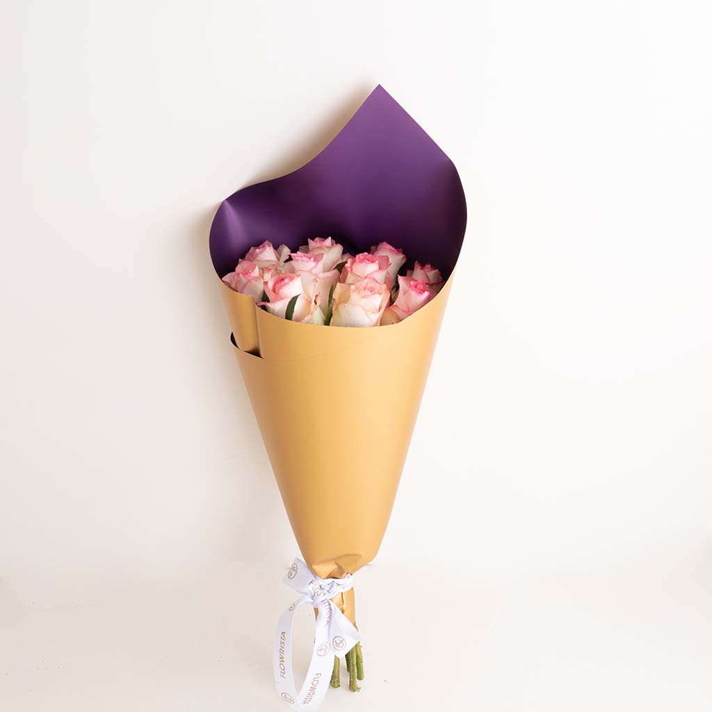 product-image-Flowrista | Senioreta Roses Bouquet