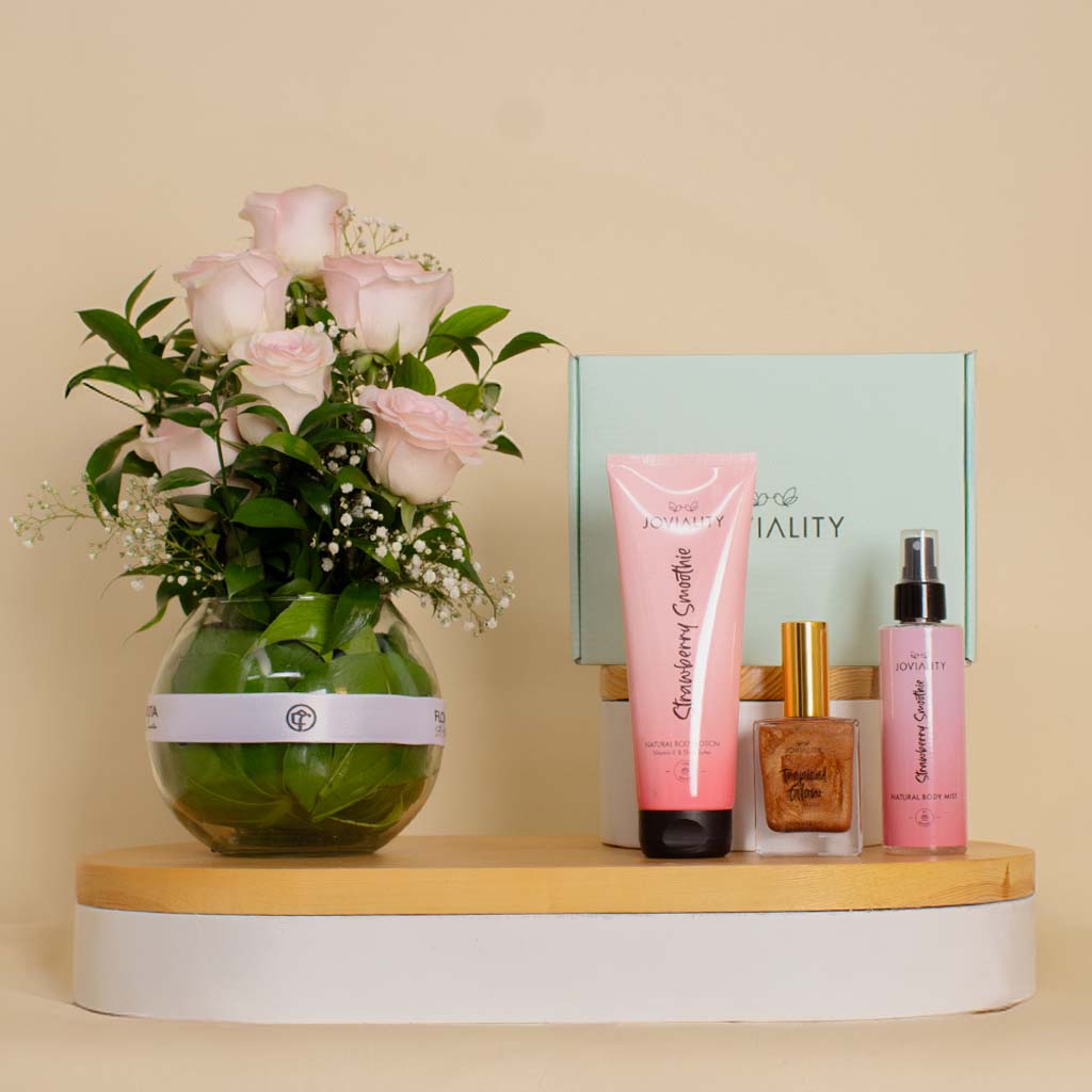 product-image-Joviality Strawberry Body Care Set with Flowrista Vase