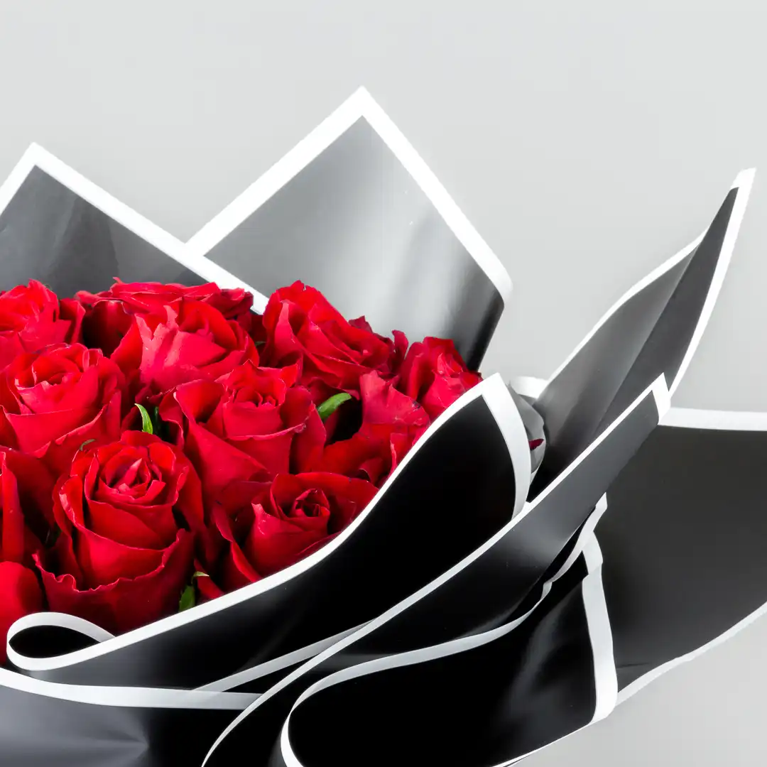 product-image-Flowrista | Red Roses Bouquet - 25 Stems