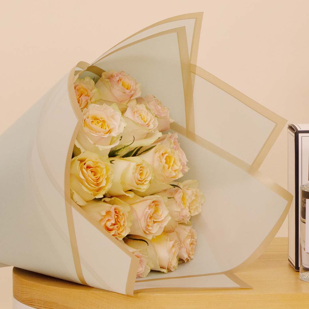 product-image-هدية فاخرة من العطور، شوكولاتة فلور وزهور من أريج