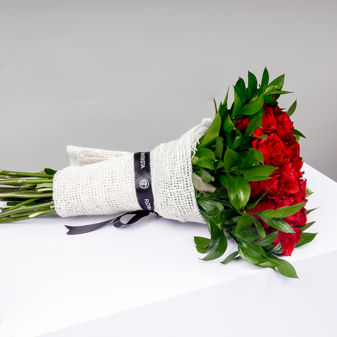 product-image-Flowrista Hand Bouquet – Red Roses