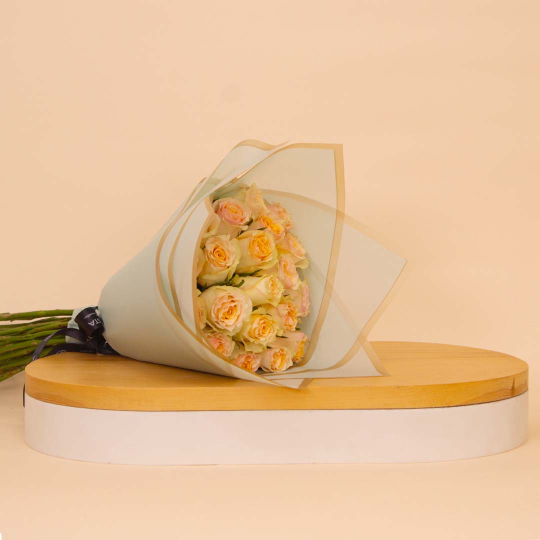 product-image-Flowrista | Simon Roses Bouquet – 20 Stems