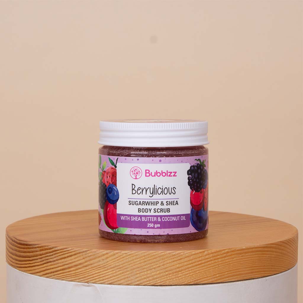 product-image-Bubblzz Love Is In The Air Beauty Berry Kit & Pink Roses Vase