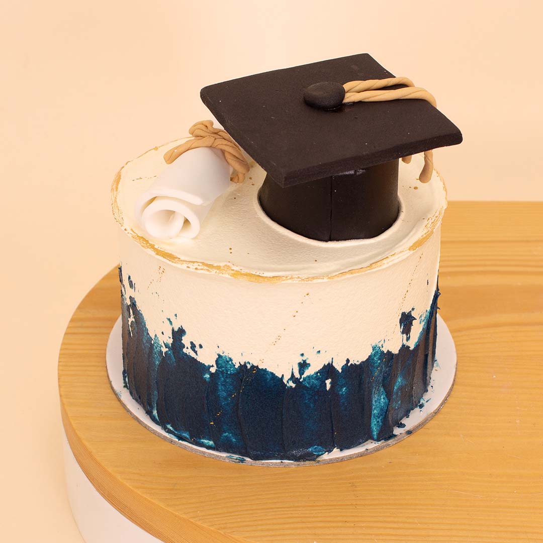 product-image-Ninos Graduation Celebration Cake