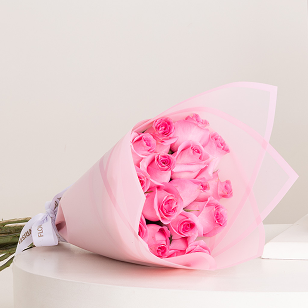 product-image-Chocolate Factory Chocolate 1kg & Revival Roses Bouquet