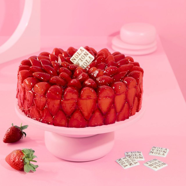 product-image-Nola Strawberry Classic Cake