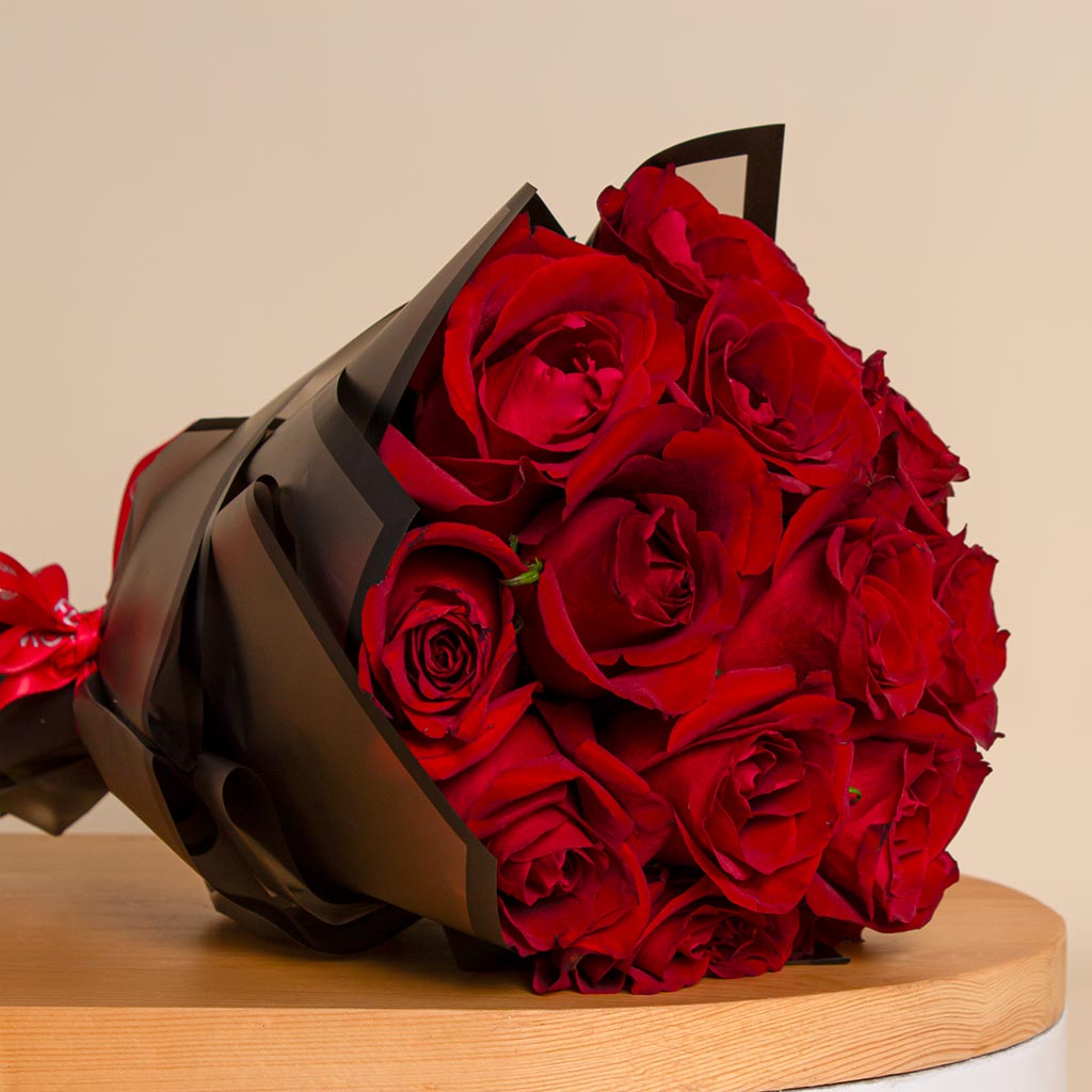 product-image-ساعة غيس إمباير وورود حمراء - هدية عيد الحب