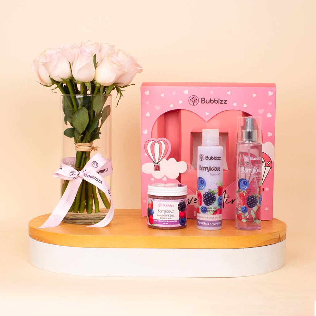 product-image-Bubblzz Love Is In The Air Beauty Berry Kit & Pink Roses Vase