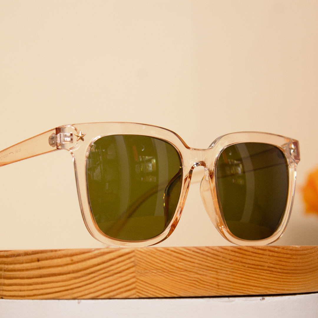 product-image-Sedrak Clear Frame Sunglass with Green Lenses – Summer Collection
