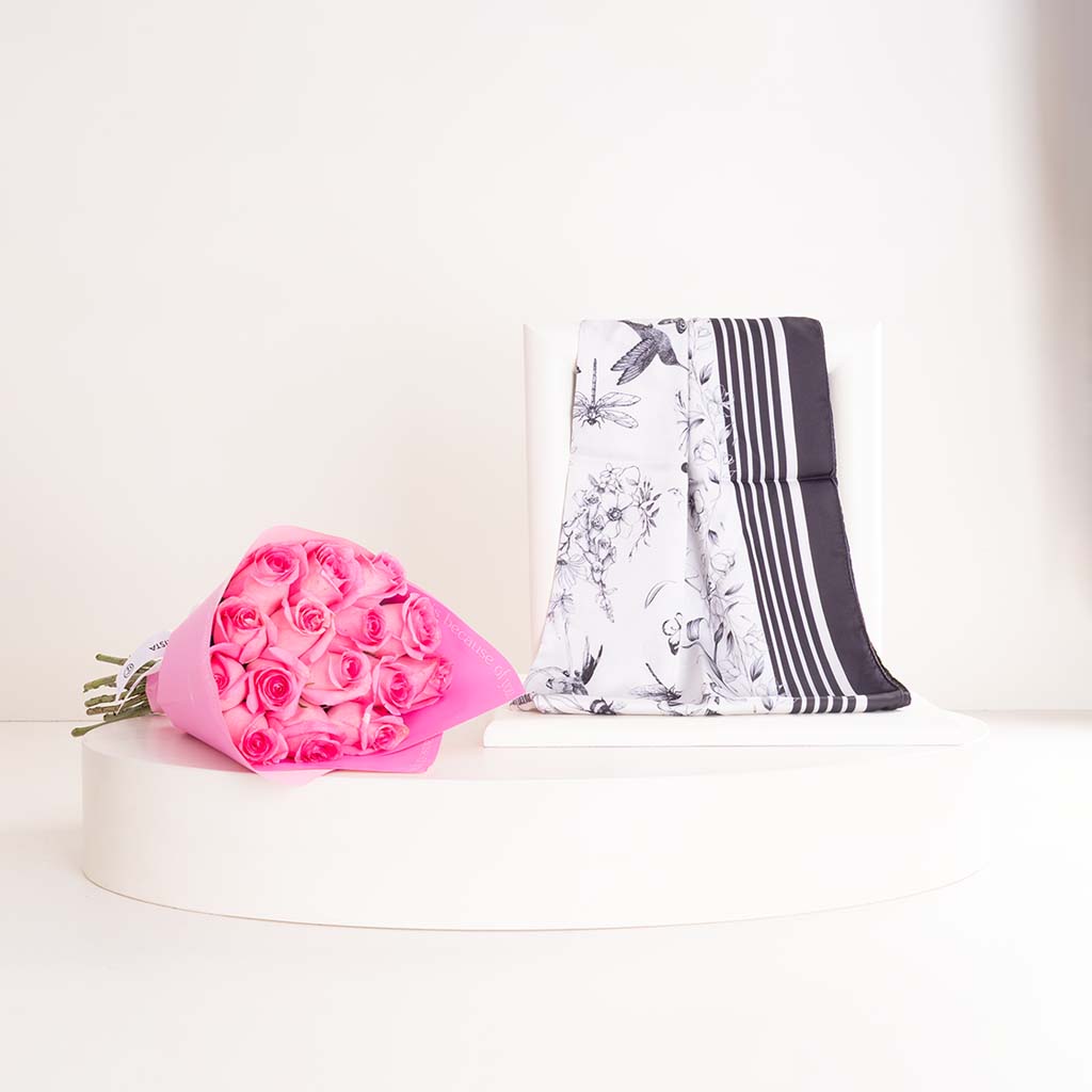 product-image-Veloor Hams Scarf & 15 Pink Roses Bouquet
