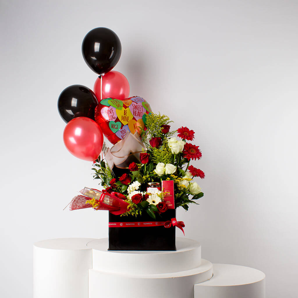 Flowrista Online Flowers Shop Giorgio Armani Si Passione EDP and roses