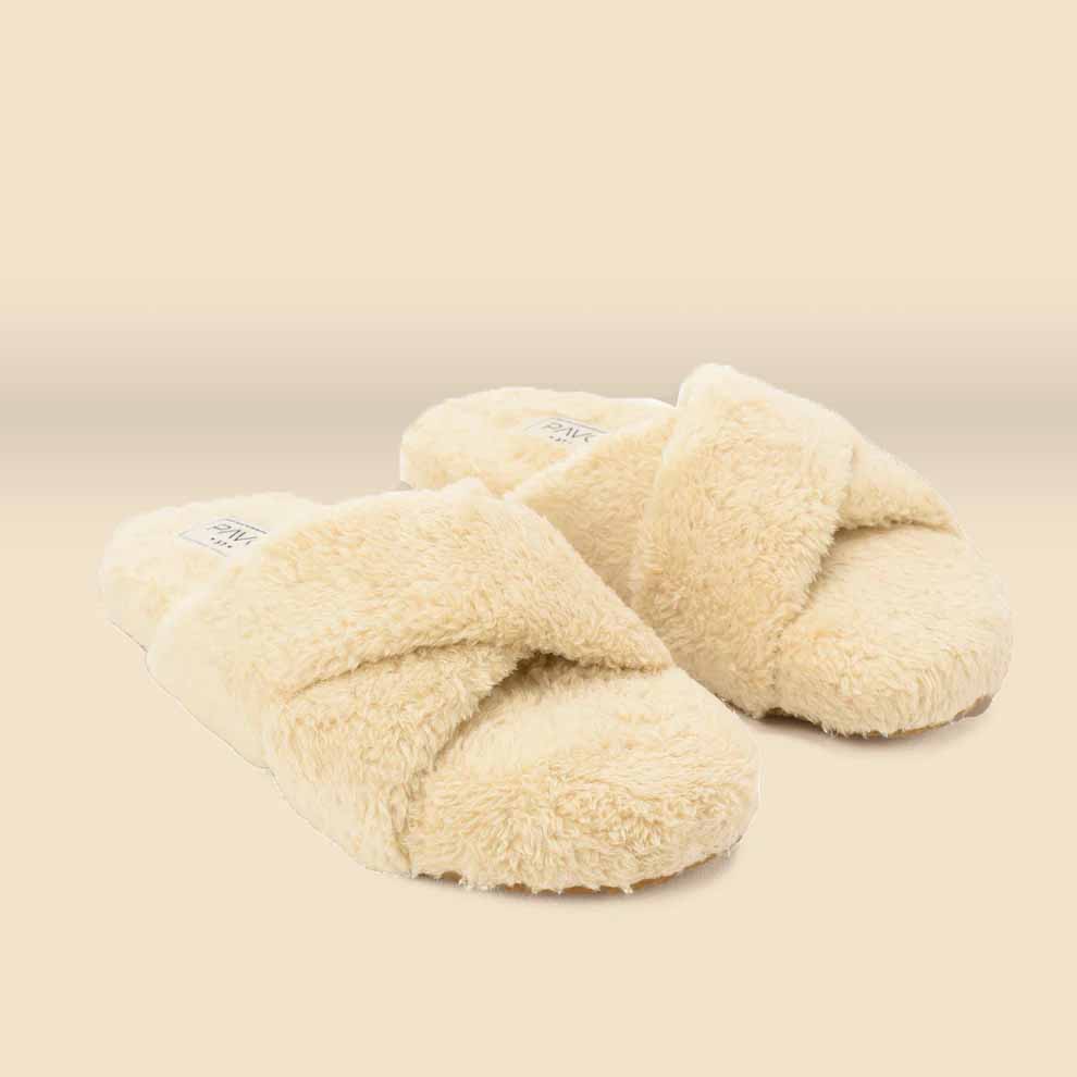 Flowrista Online Flowers Shop Pavo Slipper Fur Cross Beige