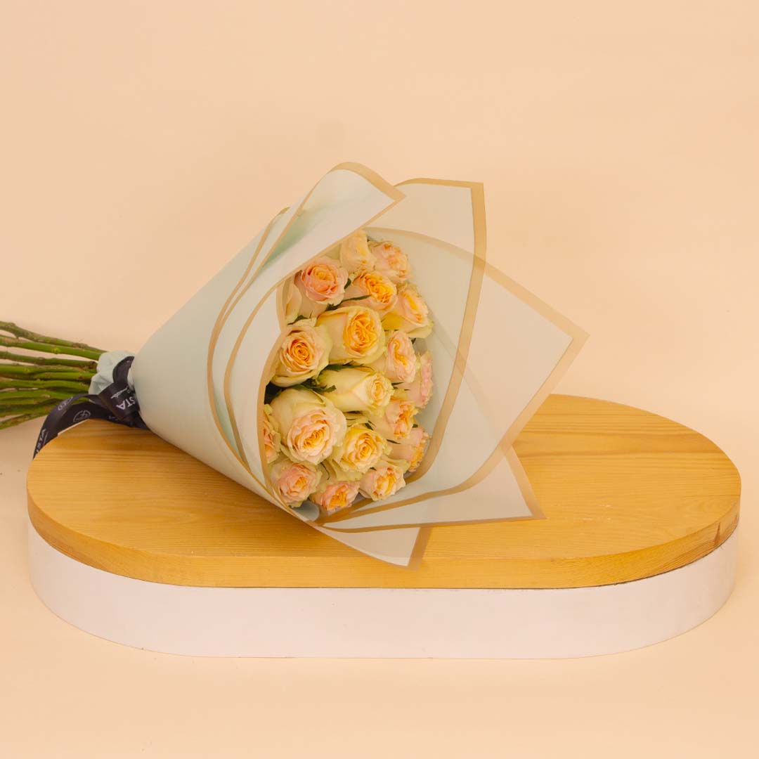 product-image-Flowrista | Simon Roses Bouquet – 20 Stems