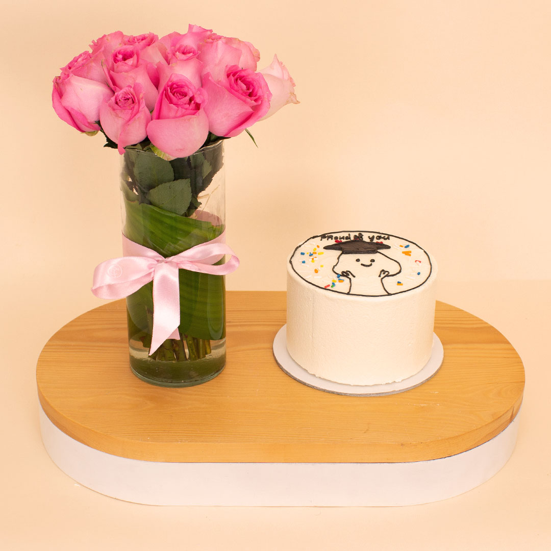 product-image-Ninos “Proud of You” Celebration Cake & 15 Pink Roses Vase