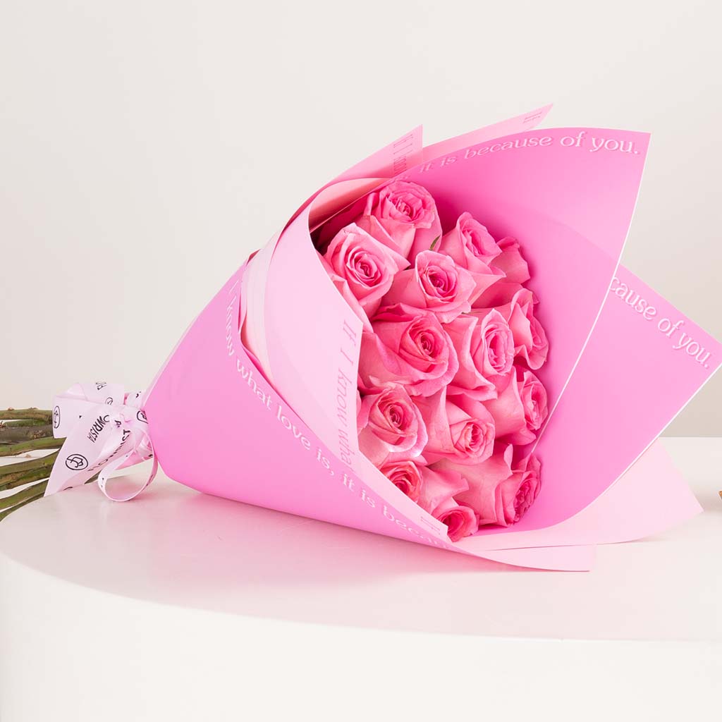product-image-Guess Flower Blossom Bracelet & Pink Roses Bouquet