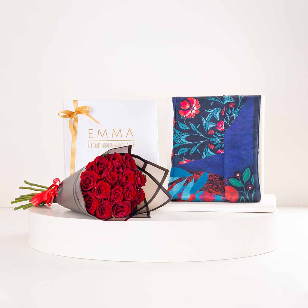 product-image-وشاح إيما سيكريت جاردن وباقة ورود حمراء