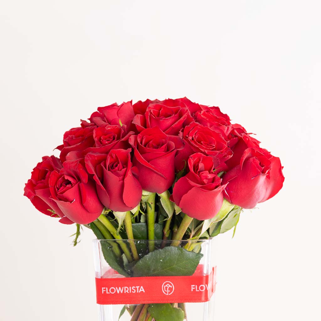 product-image-Red Roses Vase - 30 Stems