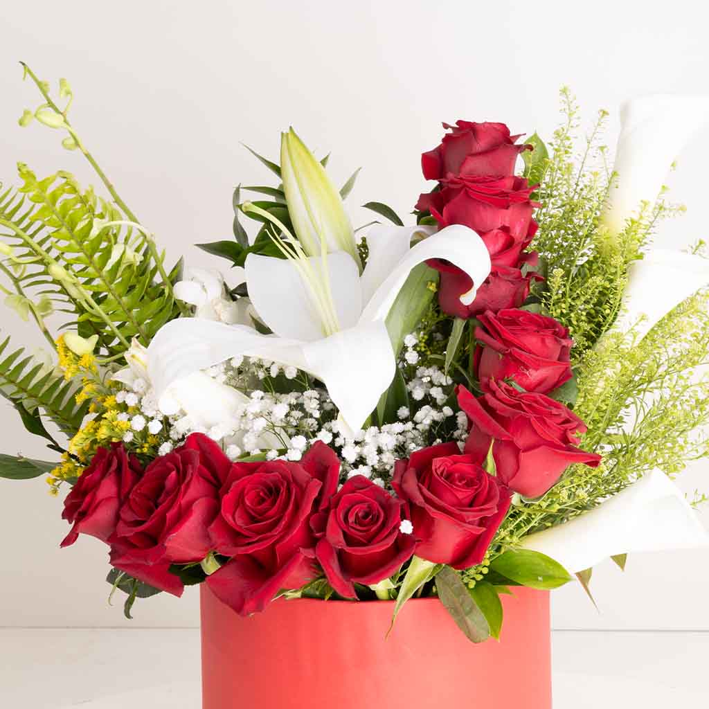 product-image-Crimson Calla Box