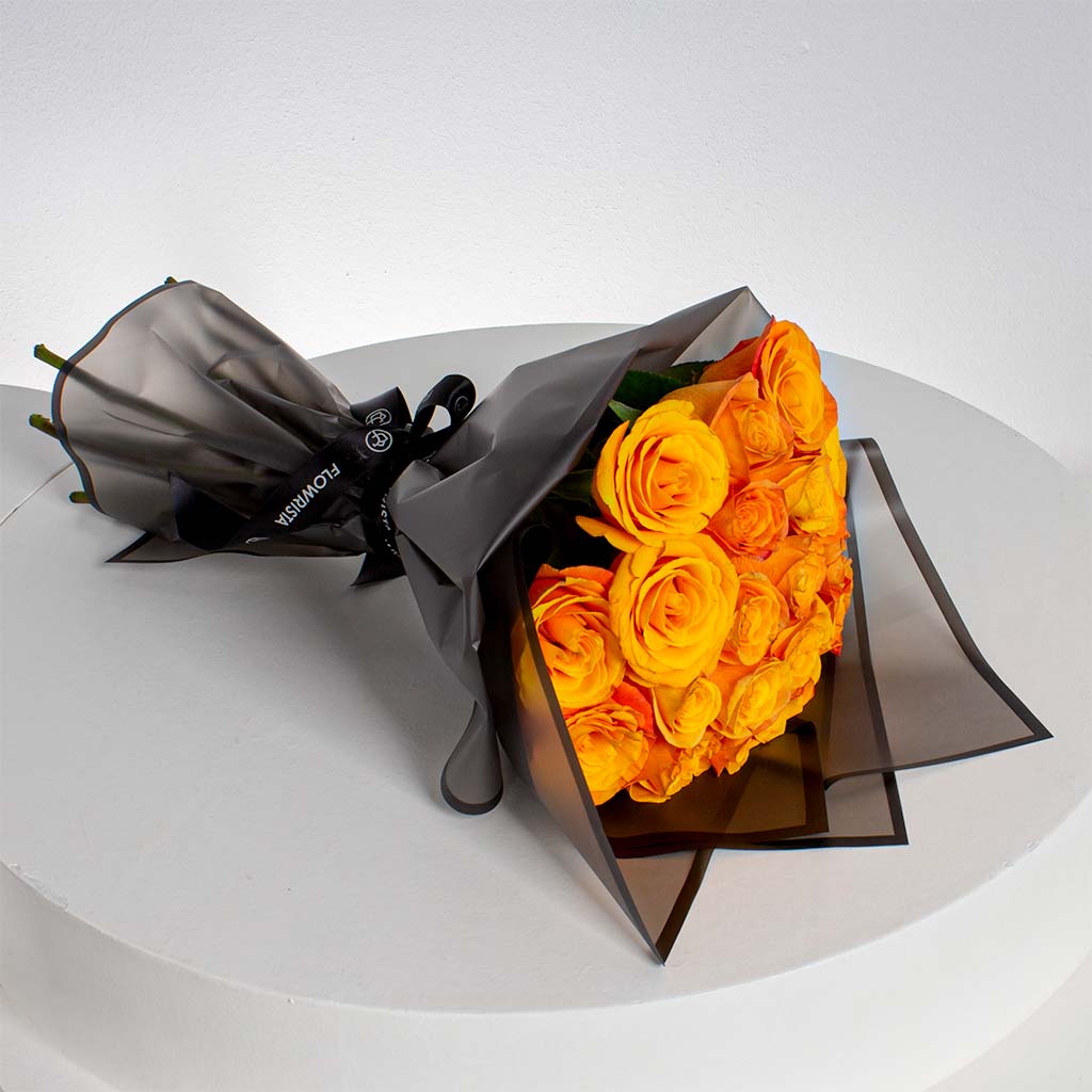 product-image-Bright Yellow Roses Hand Bouquet