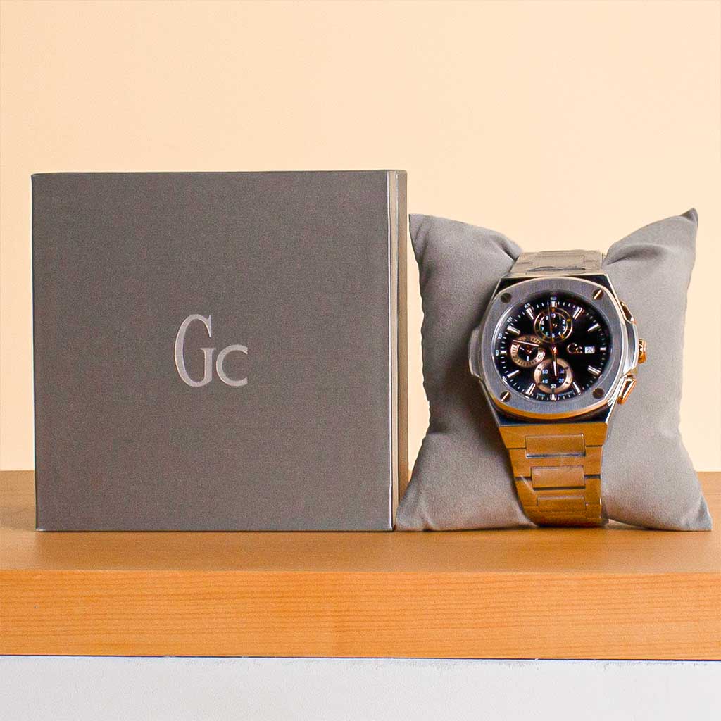 Flowrista Online Flowers Shop GC Coussin Shape Chronograph Watch Y99001G2MF