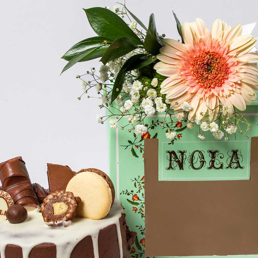 product-image-Nola lovely Kinder cake