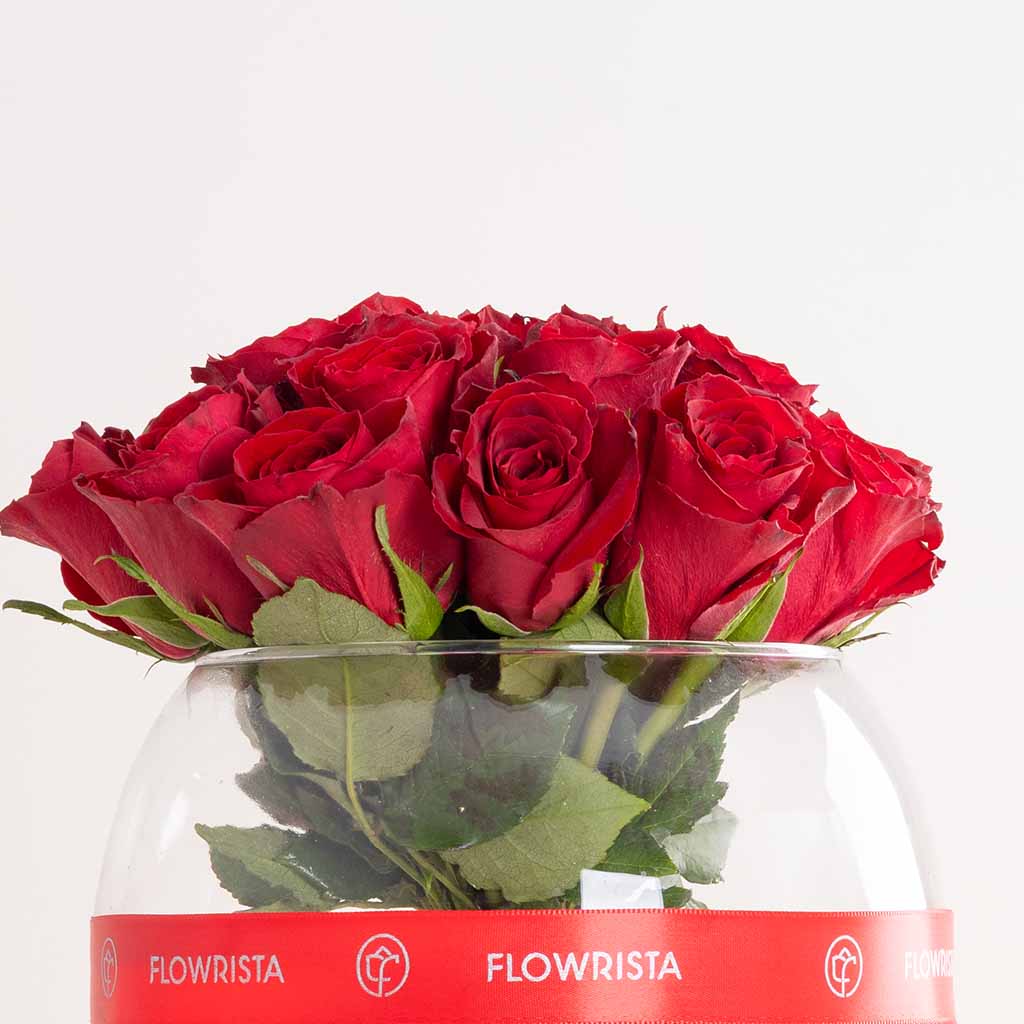 product-image-Patchi Les Gourmets 580g & 20 Red Roses Vase