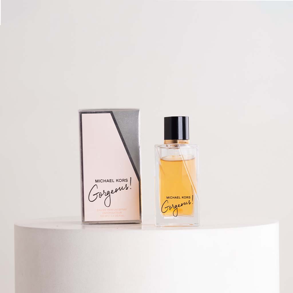 product-image-Michael Kors Gorgeous! Eau de Parfum 100ml & 15 Revival Roses Hand Bouquet