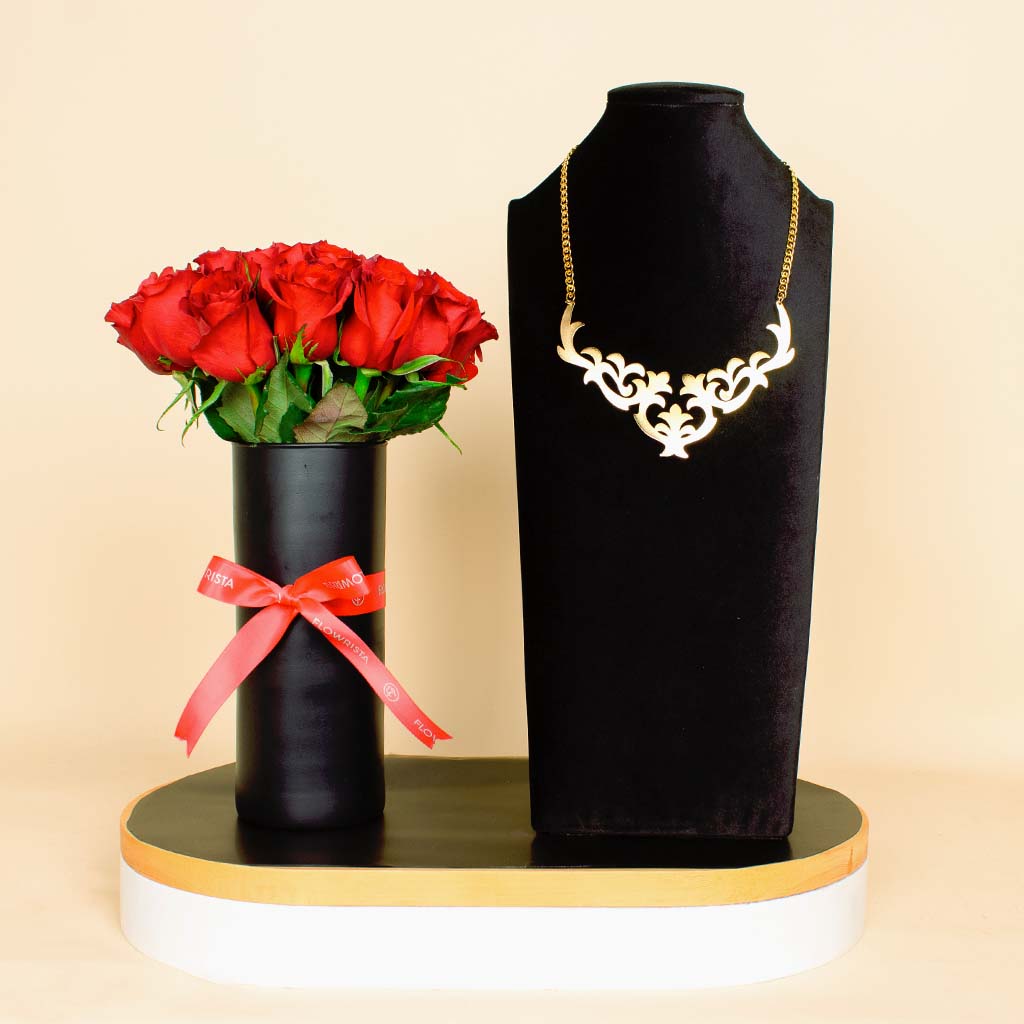Flowrista Online Flowers Shop Amaz Elysian Radiance Necklace | Red flower vase
