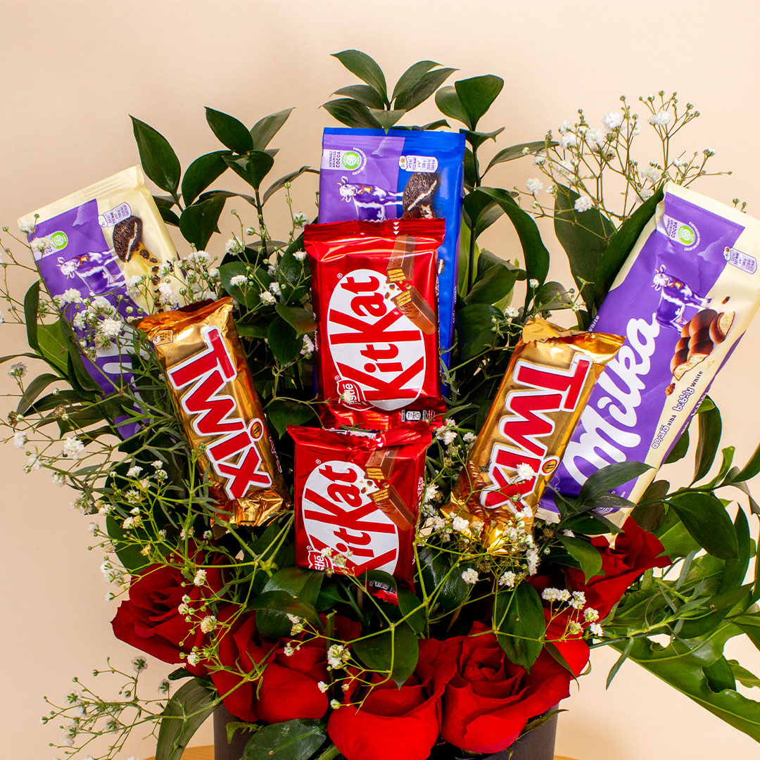 product-image-Red Roses with Chocolate Box