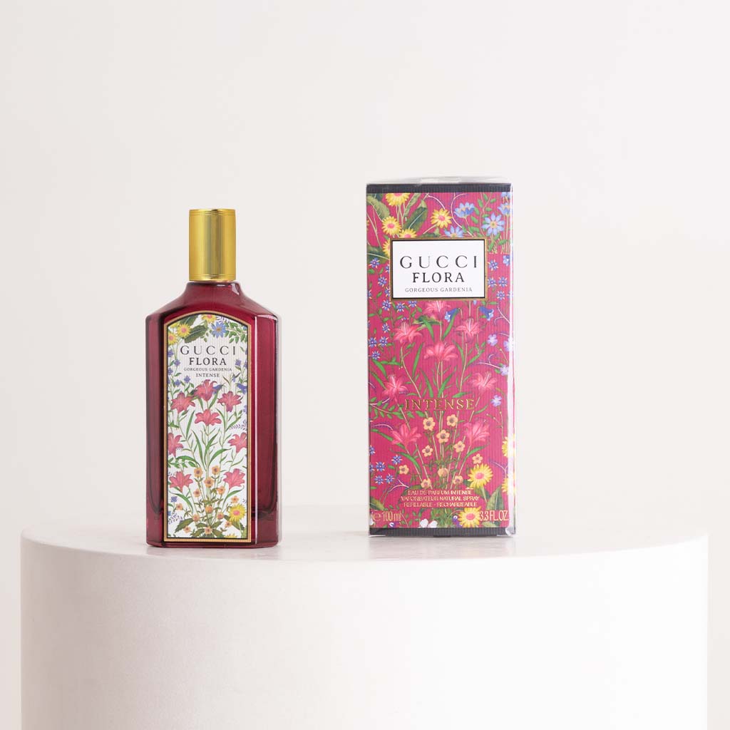 product-image-عطر غوتشي فلورا جورجيوس غاردينيا المركز 100 مل وباقة زهور ريفايفل من 15 وردة