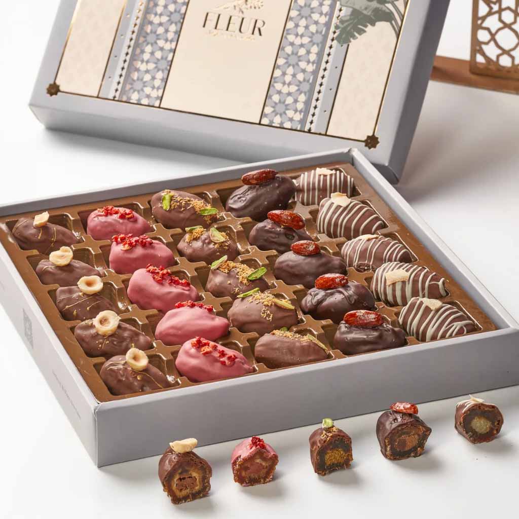 Flowrista Online Flowers Shop Fleur Belgian Chocolate Marzipan 25 pieces 