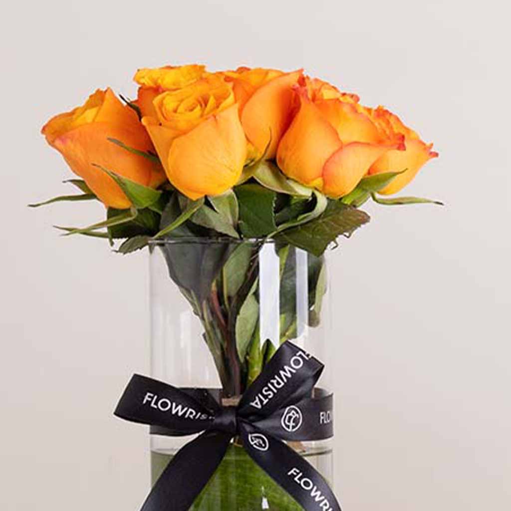 product-image-ساعة جيس الرجالية & عطر سترونج وذ يو& باتشي ليه جورميه & مزهرية وورود برتقالية