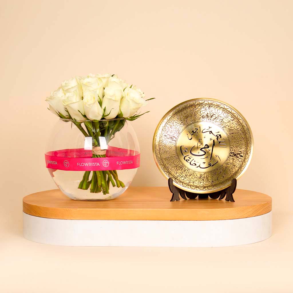 Flowrista Online Flowers Shop Mother's Golden Shield & 20 Roses Bouquet - Ultimate Mother's Day Gift